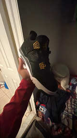 Air Jordan 4 Retro  - Image 2