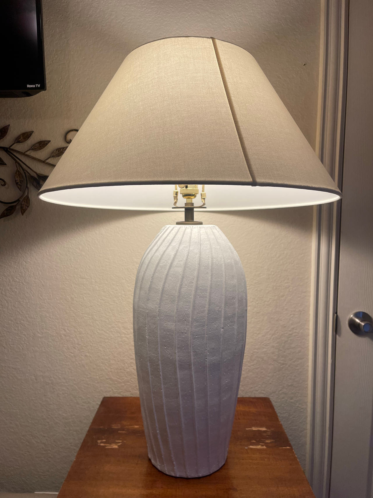 White Ribbed Swirl Ceramic Table Lamp