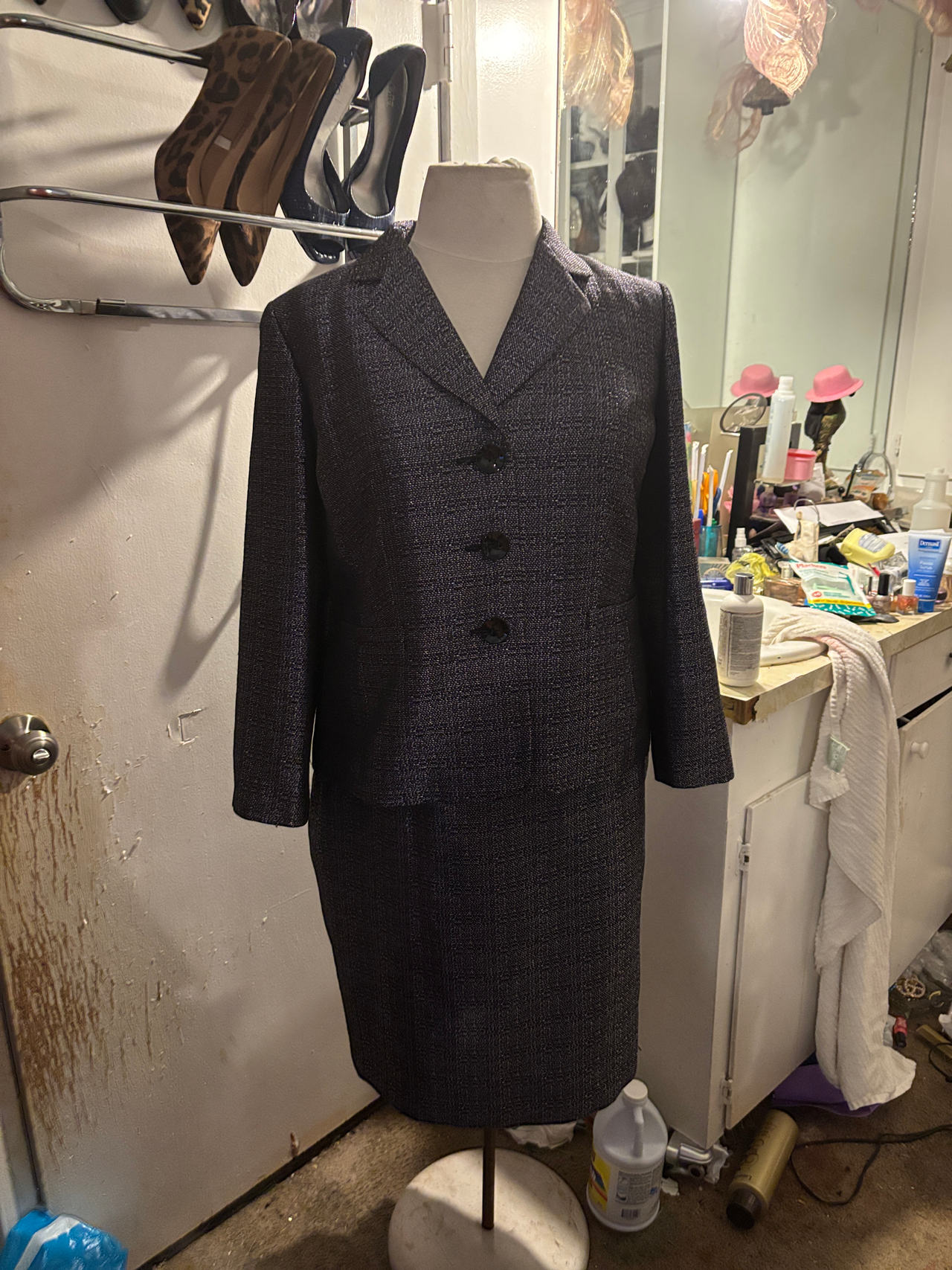 Women's Skirt Suit