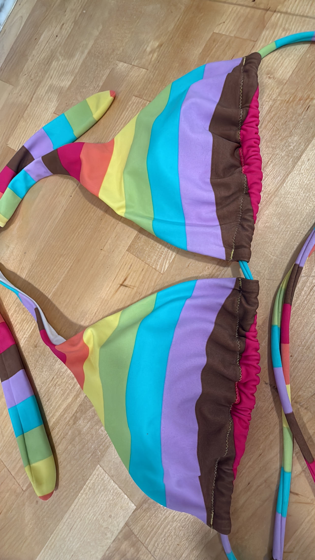 Victoria’s Secret Triangle Bikini Top L