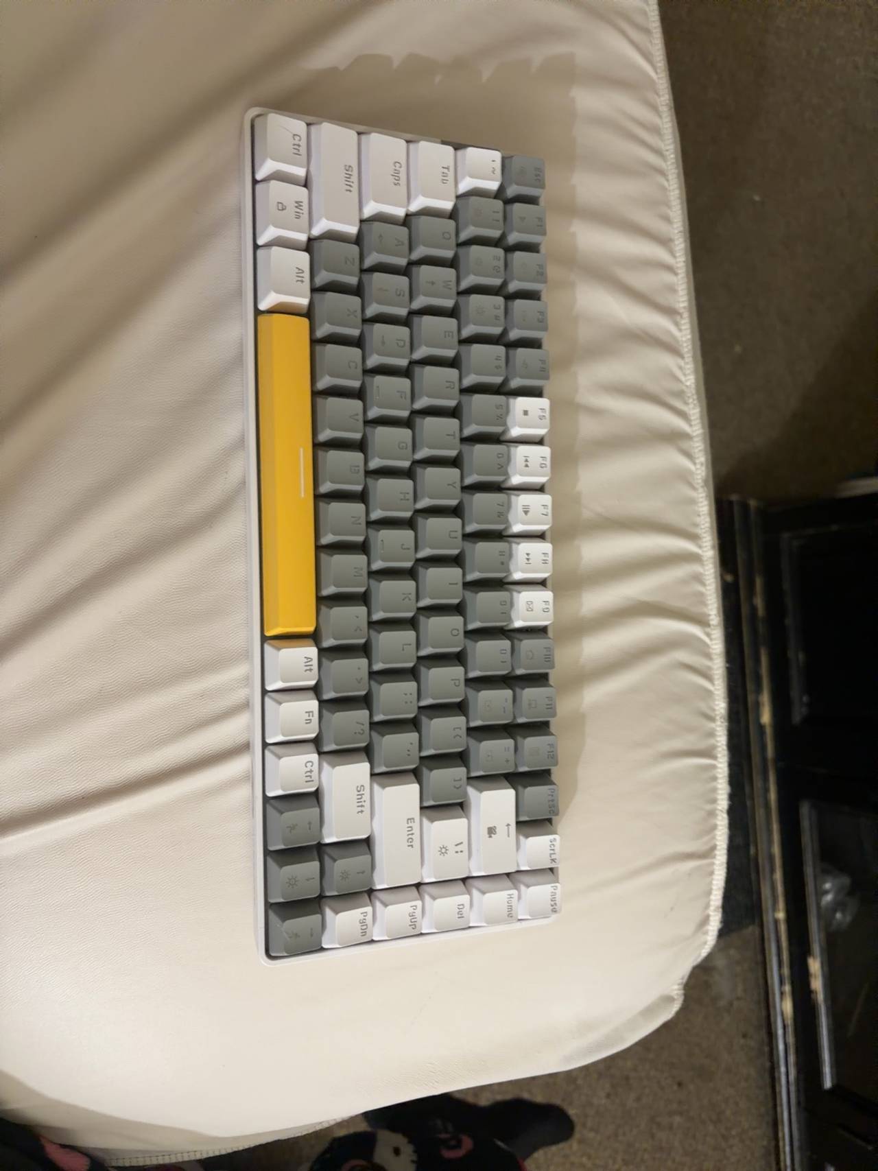 E-YOOSO Z11 61-Key Mechanical Gaming Keyboard Red Switch