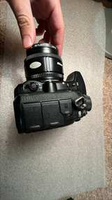 Nikon D750 DSLR Camera with 50mm f/1.8 Lens no charger works perfectly scratched - Image 3