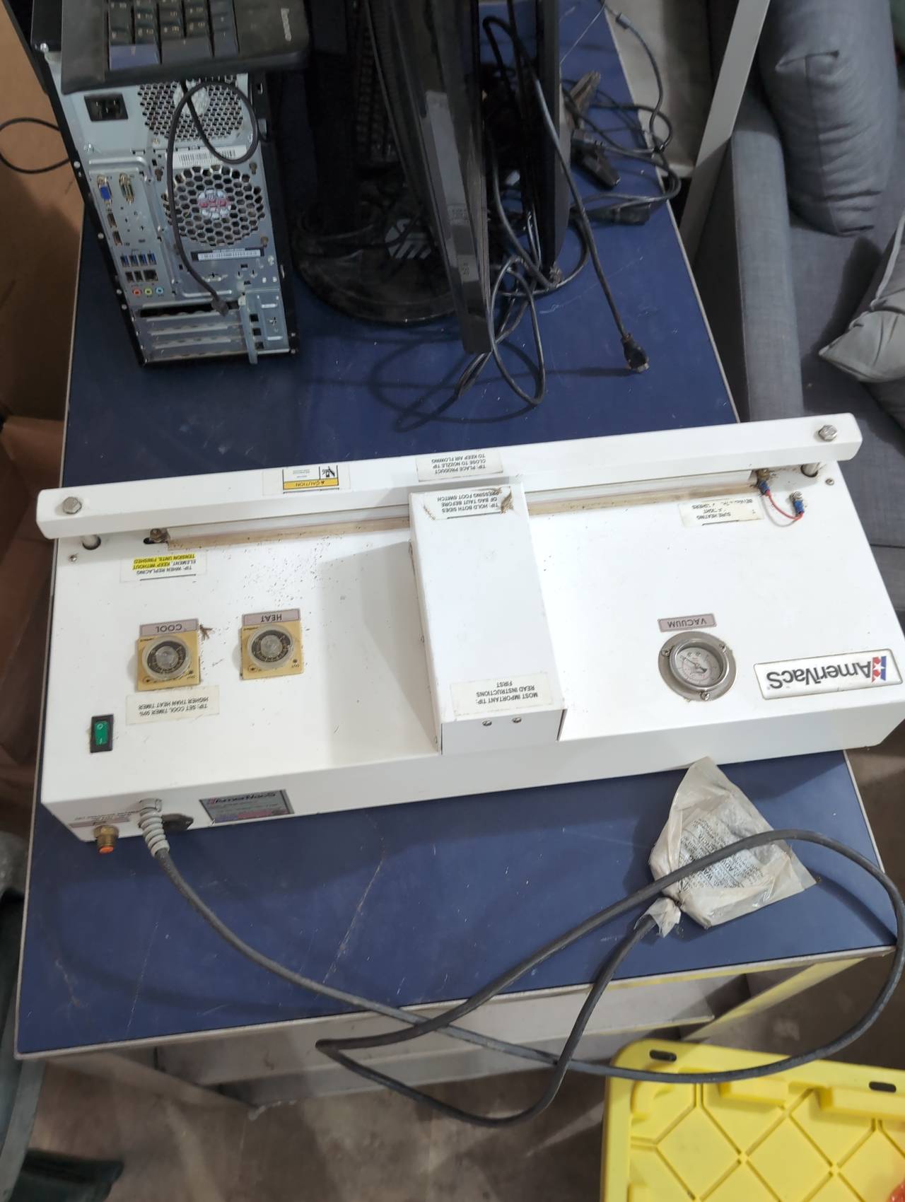 AmeriVacS AVS-20 Vacuum Sealer