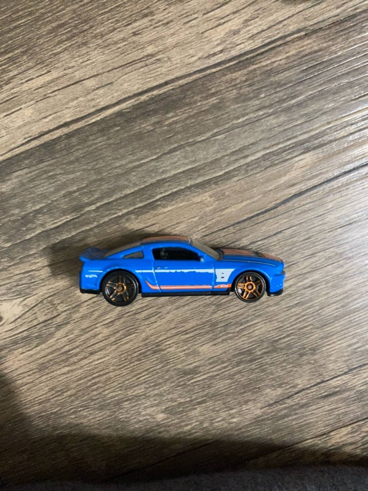 Hot Wheels 2007 Ford Mustang Blue Diecast Car