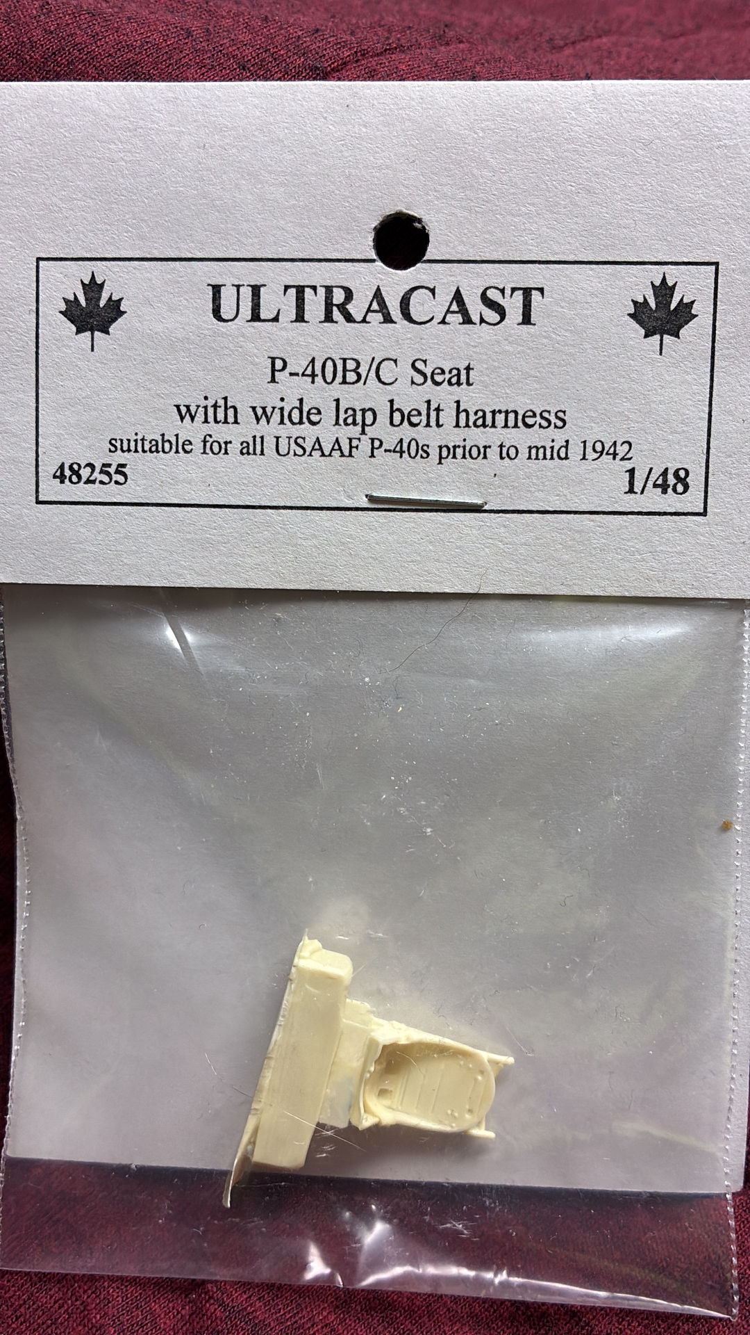 Ultracast P-40B/C Seat with wide lap belt harness 1/48