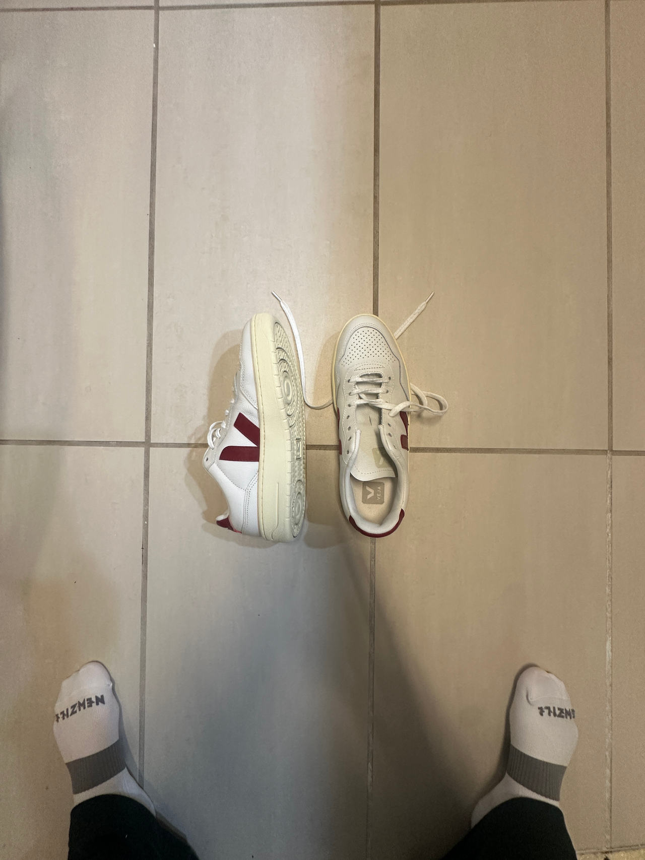 Veja V-10 White Burgundy Leather Sneakers