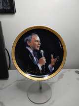 Frank Sinatra Ol' Blue Eyes Collector Plate - Image 2
