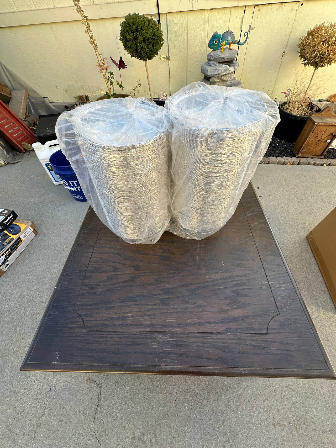 200+ Pie Tins from webstraunt . 20$ total.