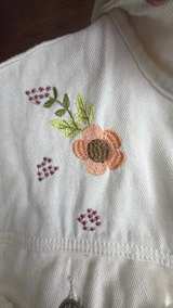 POL Embroidered Distressed Denim Vest medium - Image 3