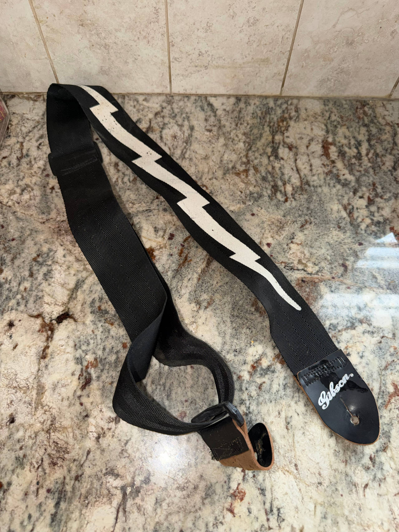 Gibson Lightning Bolt Guitar Strap