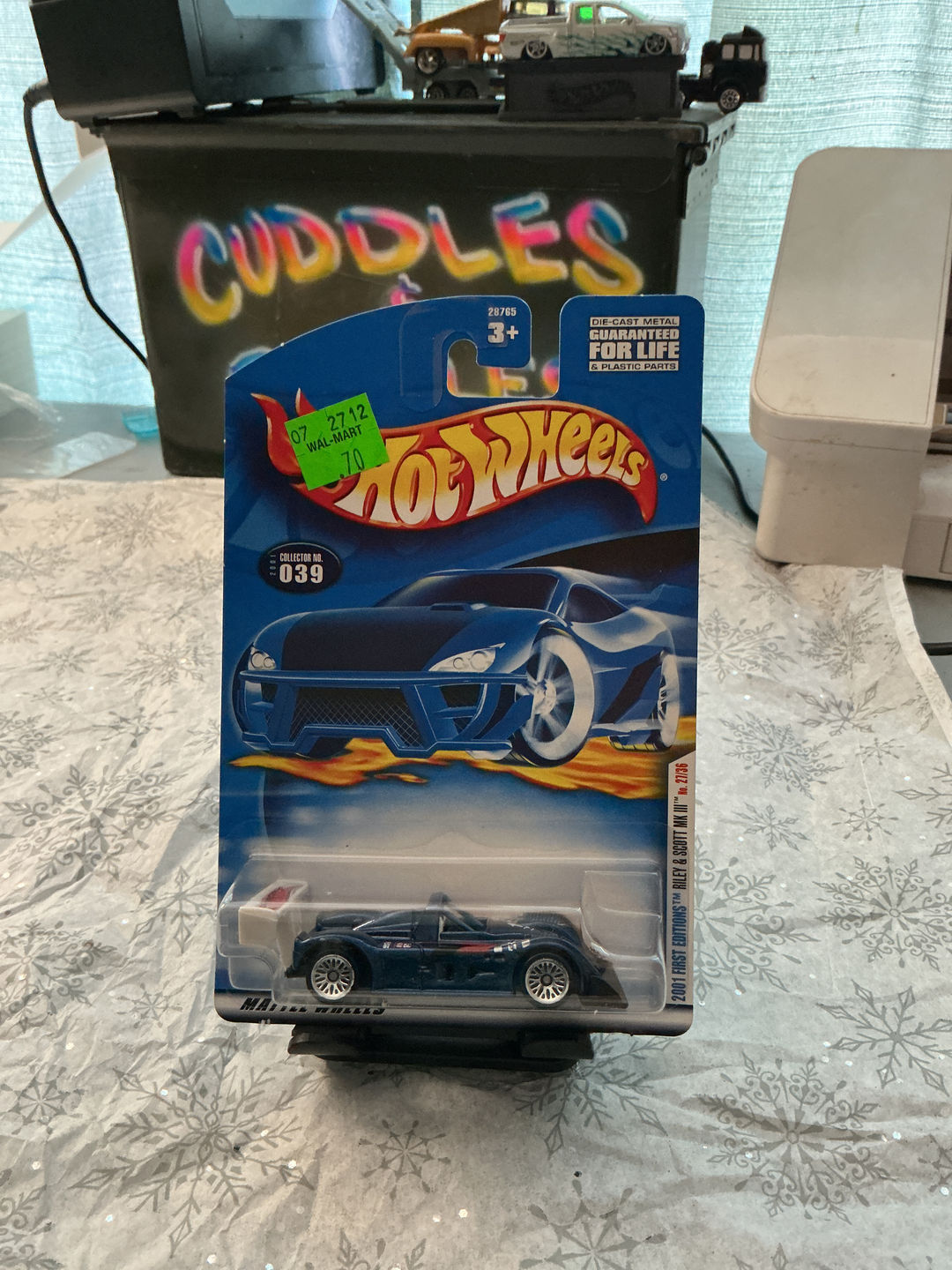 Hot Wheels 2001 First Editions Riley & Scott MK III #039