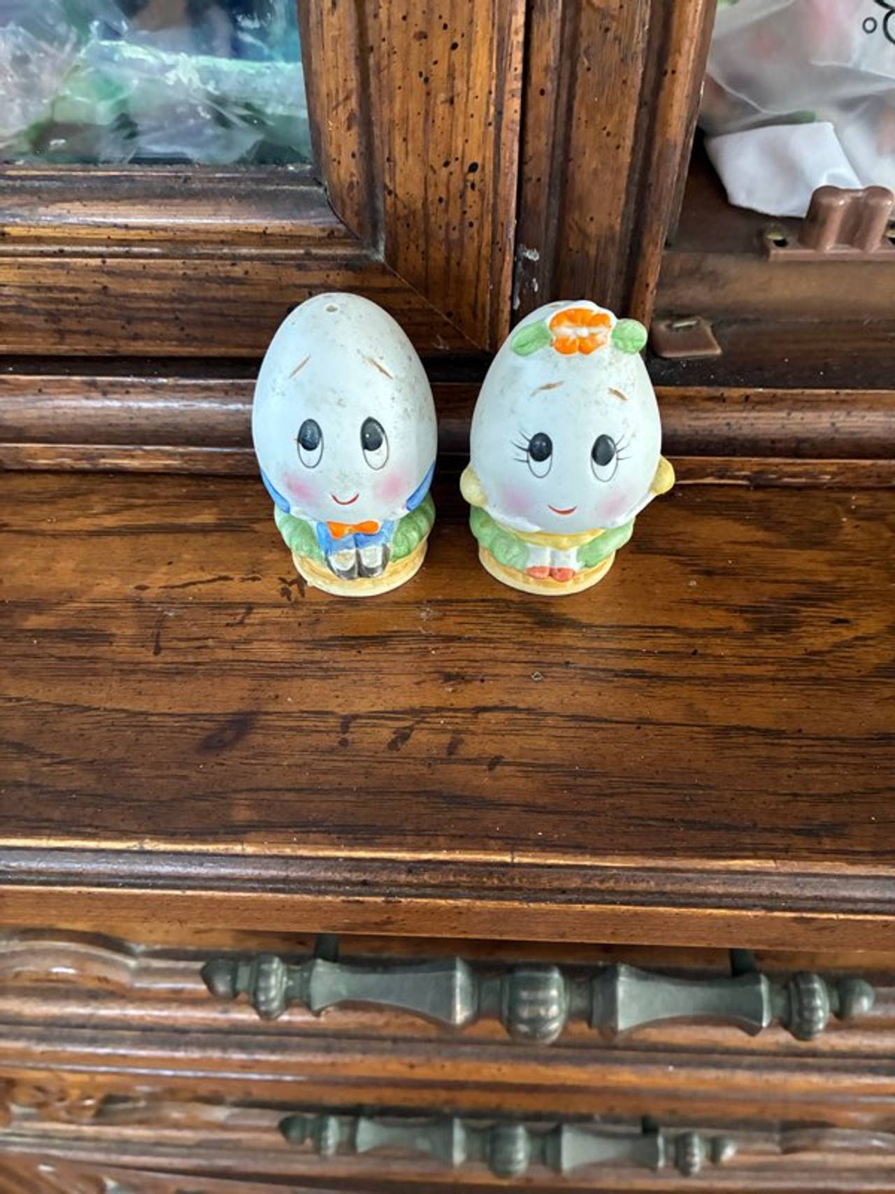 Lefton Humpty Dumpty Salt and Pepper Shakers