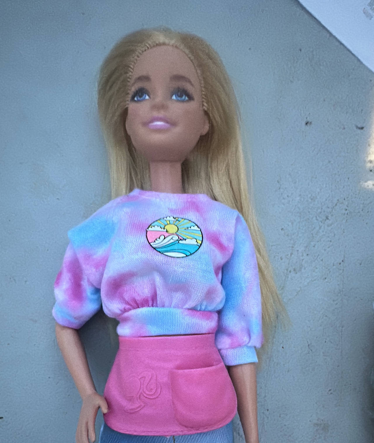 Malibu Stylist Barbie Fashion Doll