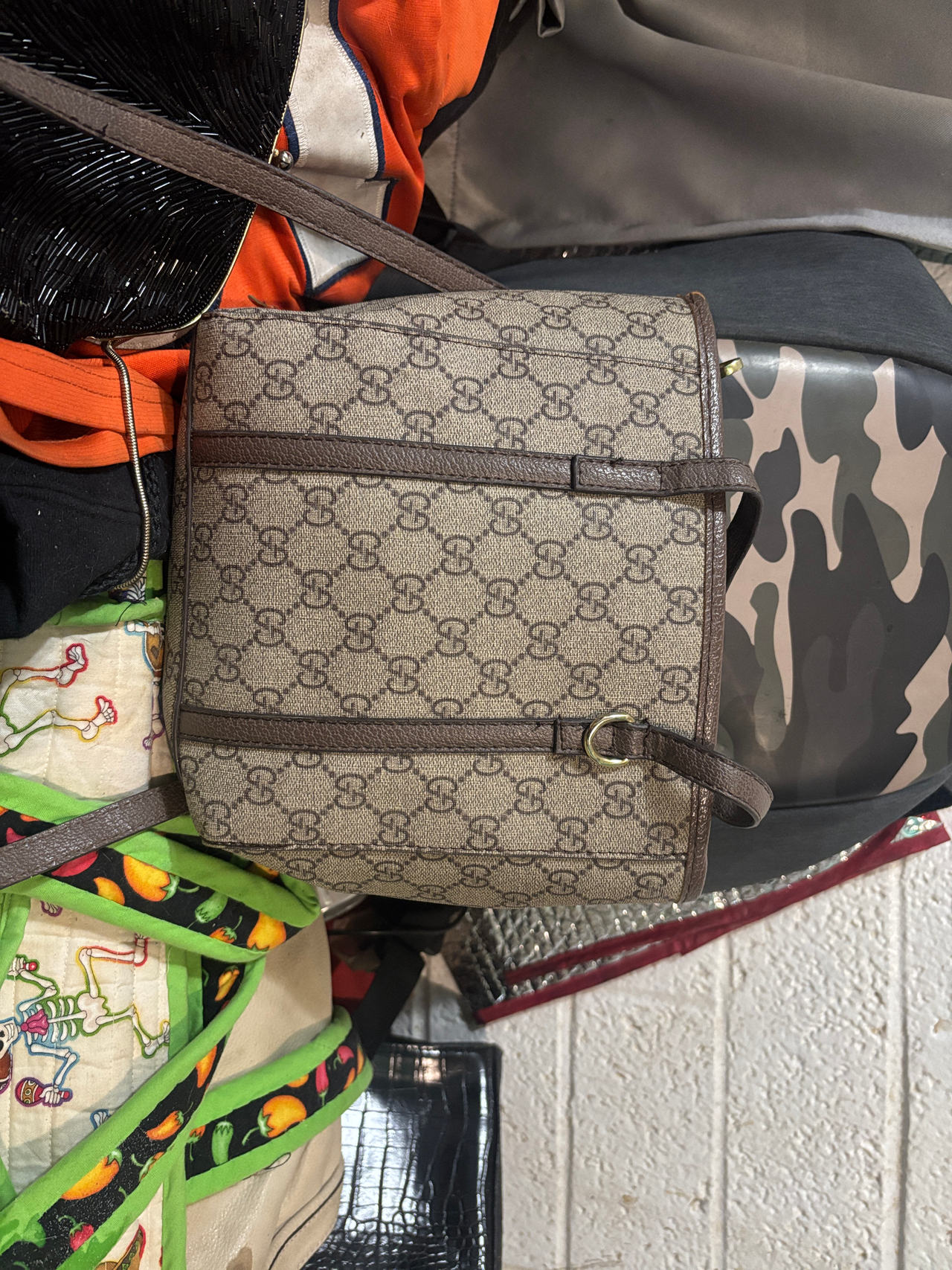 Gucci GG Supreme Canvas Shoulder Bag