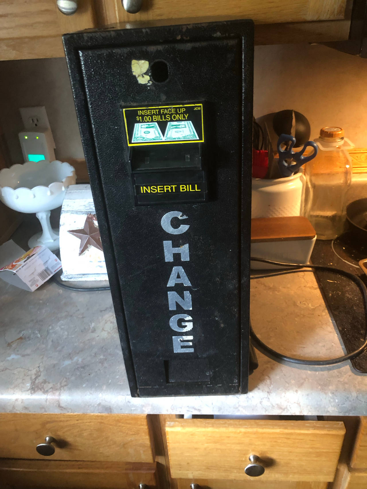 Bill-to-Coin Change Machine