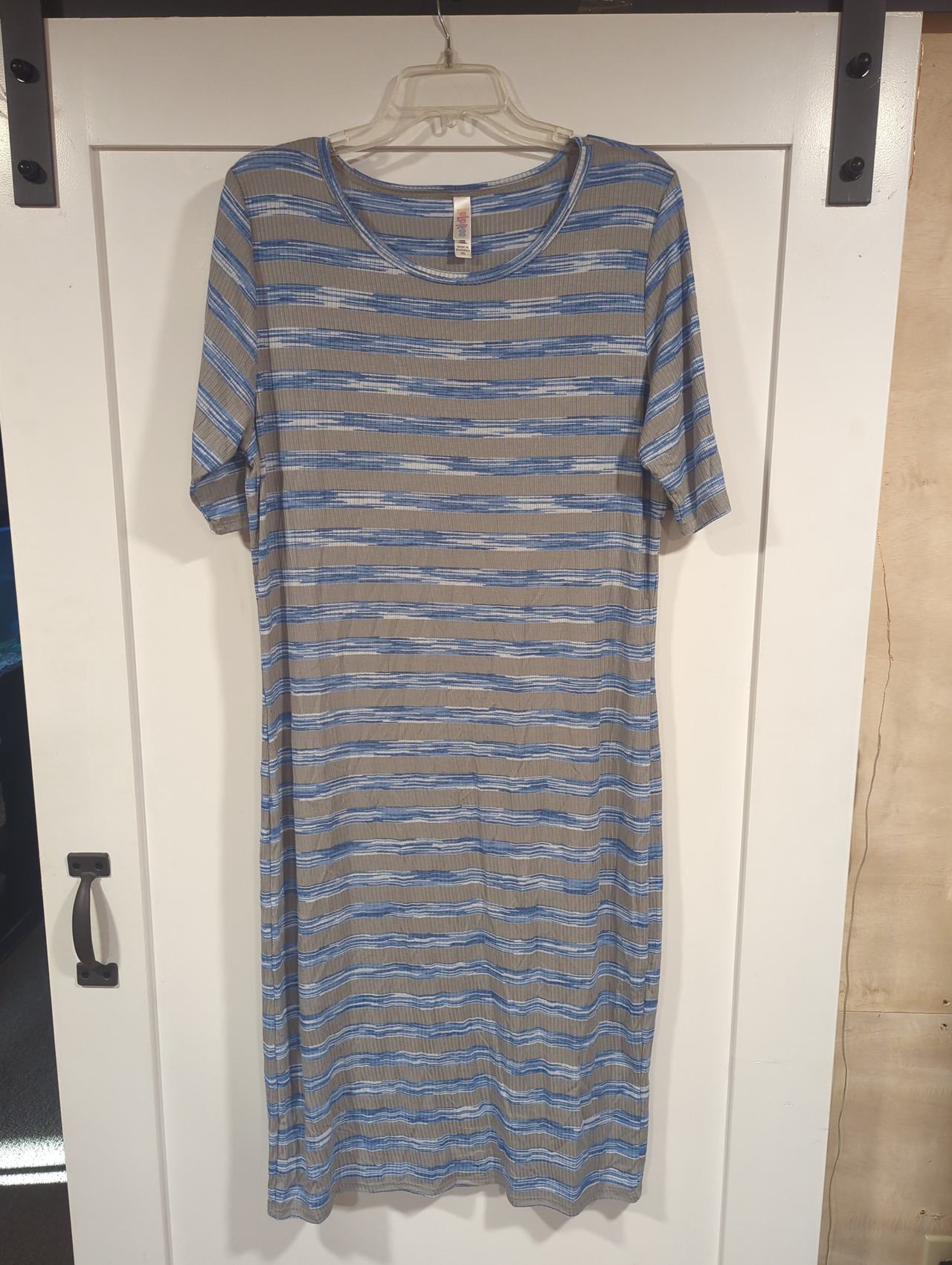 LuLaRoe Julia Fitted Sheath Dress