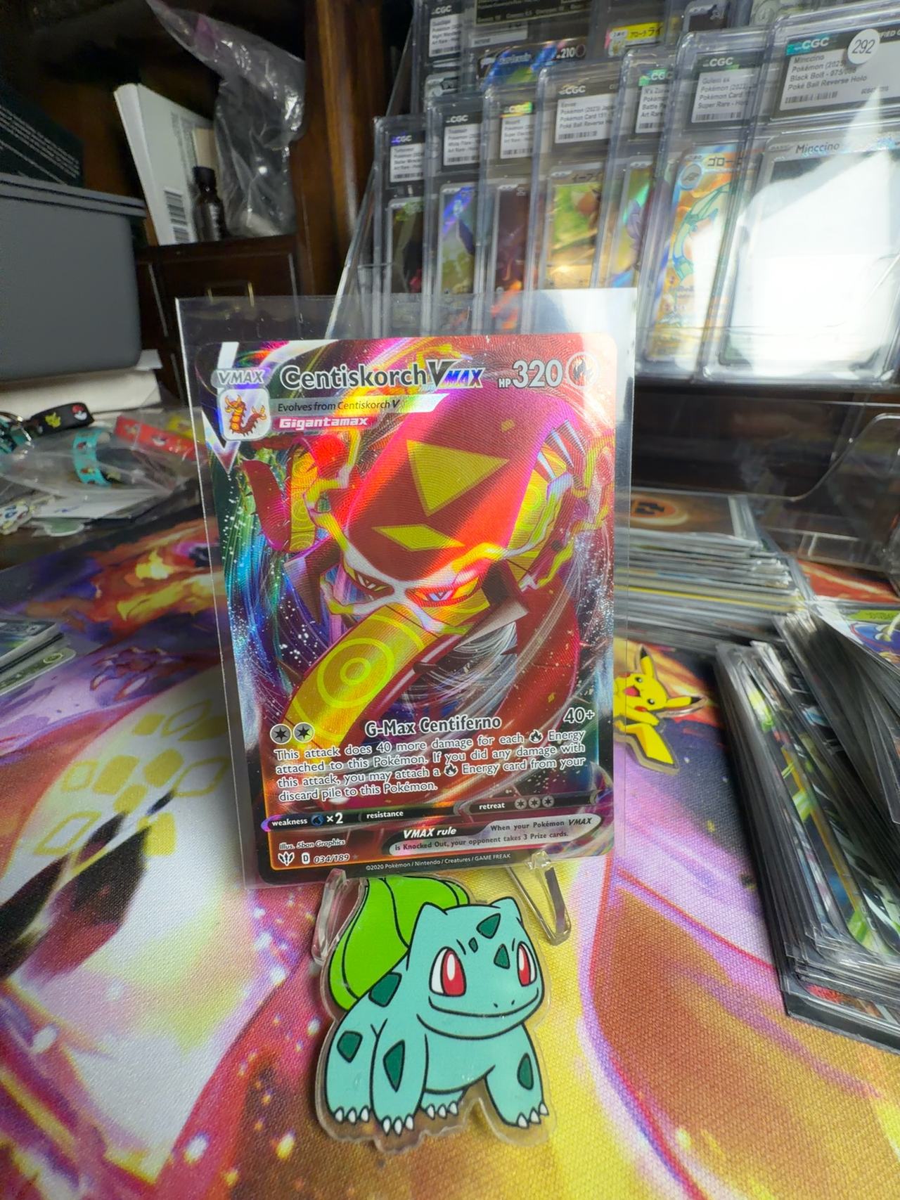 Pokemon Centiskorch VMAX Darkness Ablaze Card