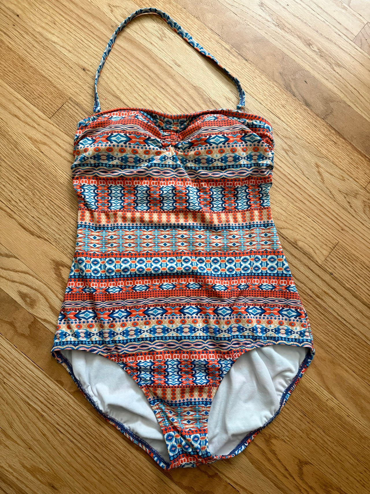 Jantzen Women's One-Piece Swimsuit with Geometric Pattern. Size L.