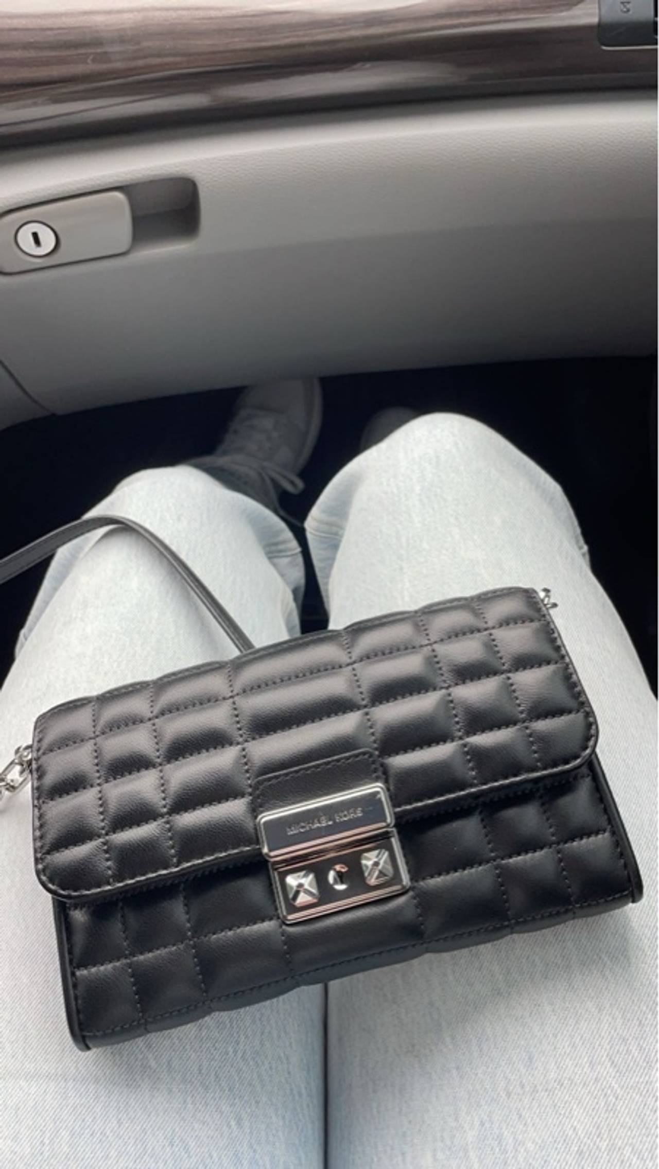 Michael Kors Tribeca Large Leather Convertible Crossbody Bag Black
