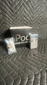 Apple iPod 4th Generation - Image 3