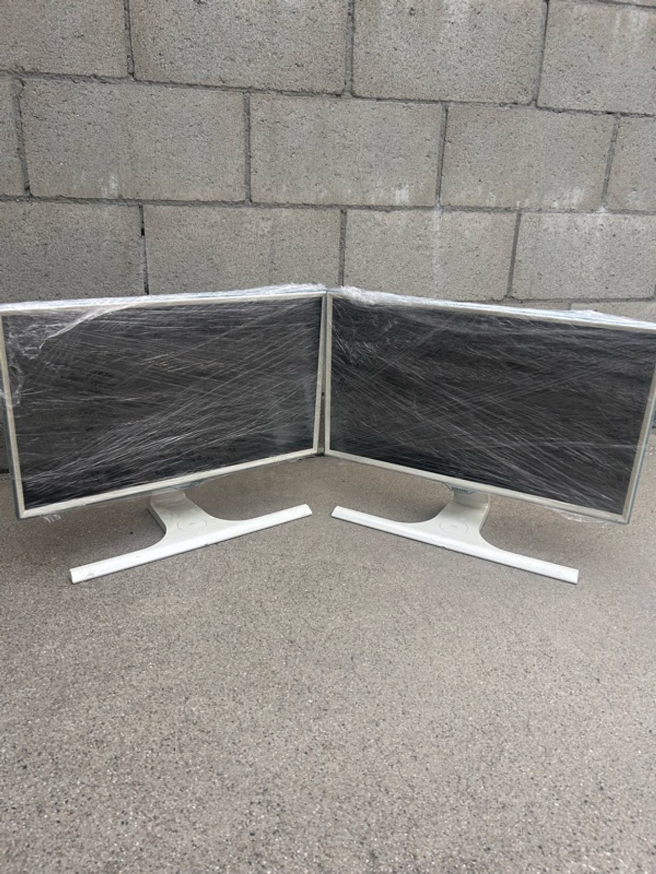 Samsung 24" S24E391HL LED Monitor White