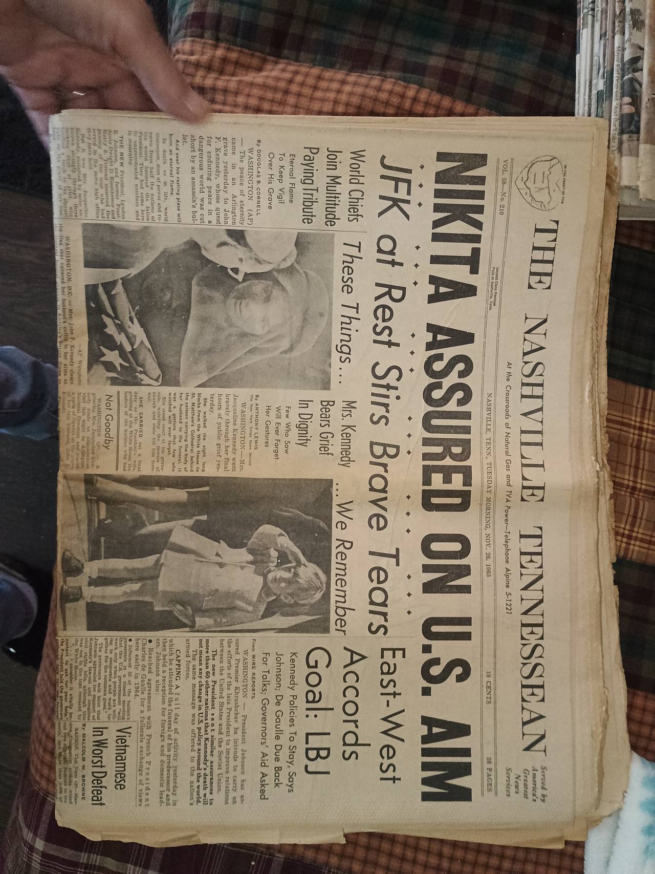 The Nashville Tennessean November 26, 1963 Newspaper