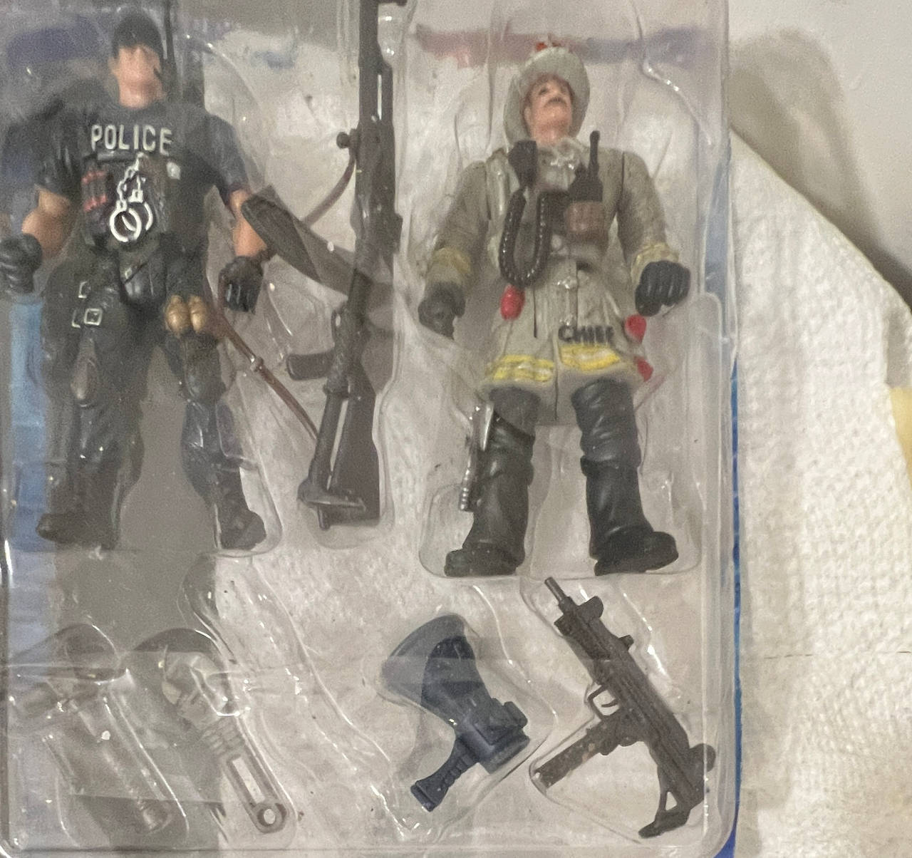 Chap Mei Police and Firefighter Action Figure Set