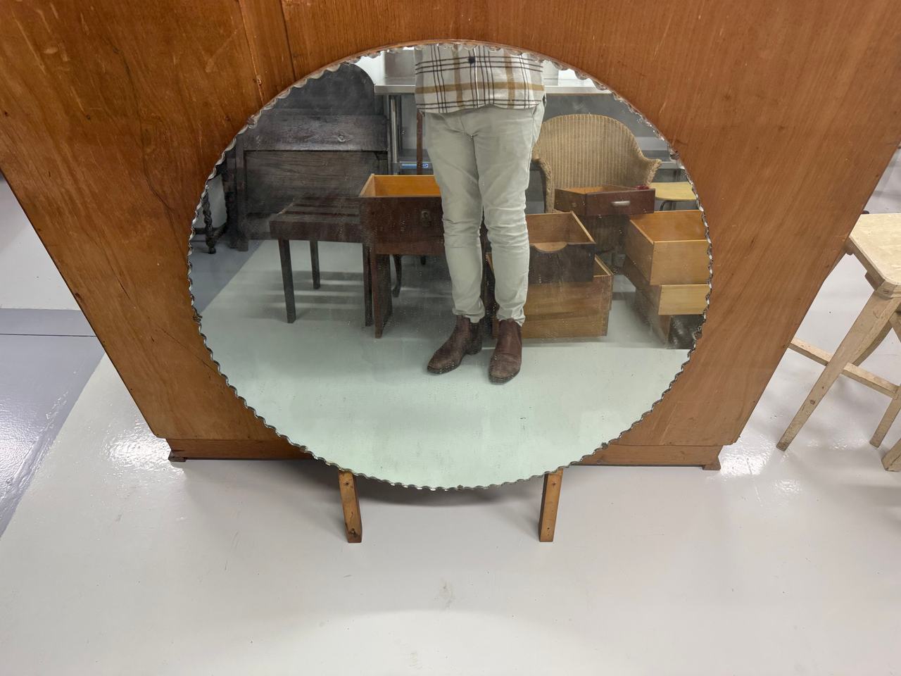 Round Beveled Edge Mirror