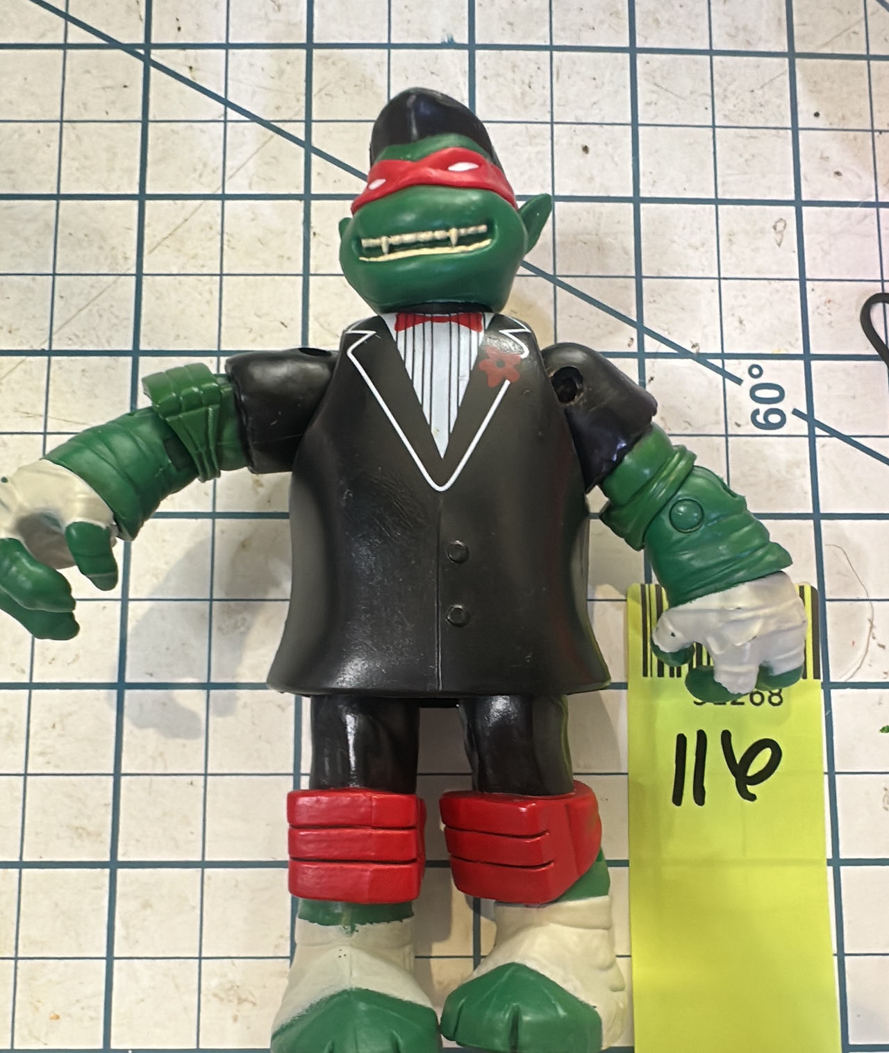 Teenage Mutant Ninja Turtles Universal Studios Monsters Raphael as Dracula