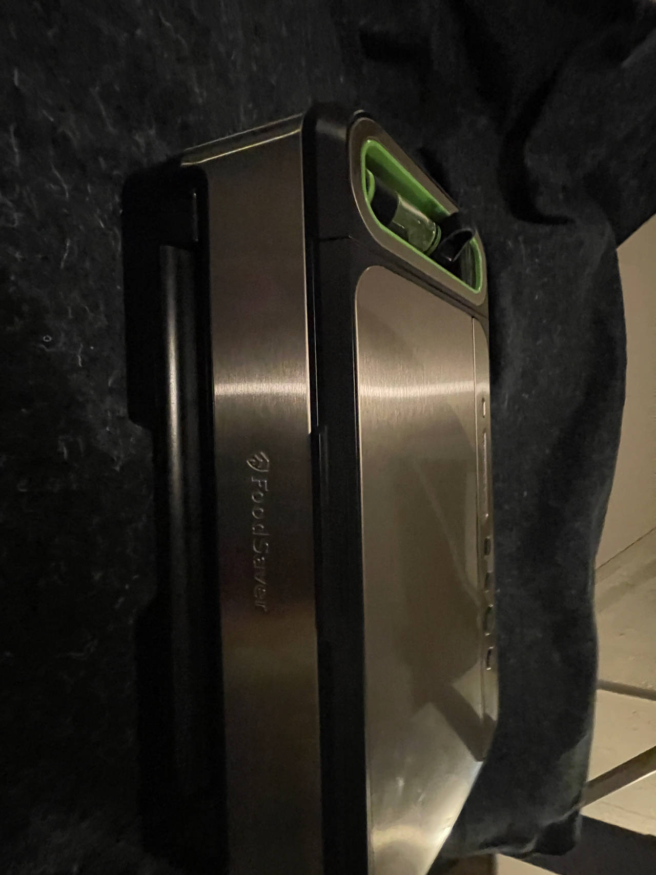 FoodSaver Vacuum Sealer