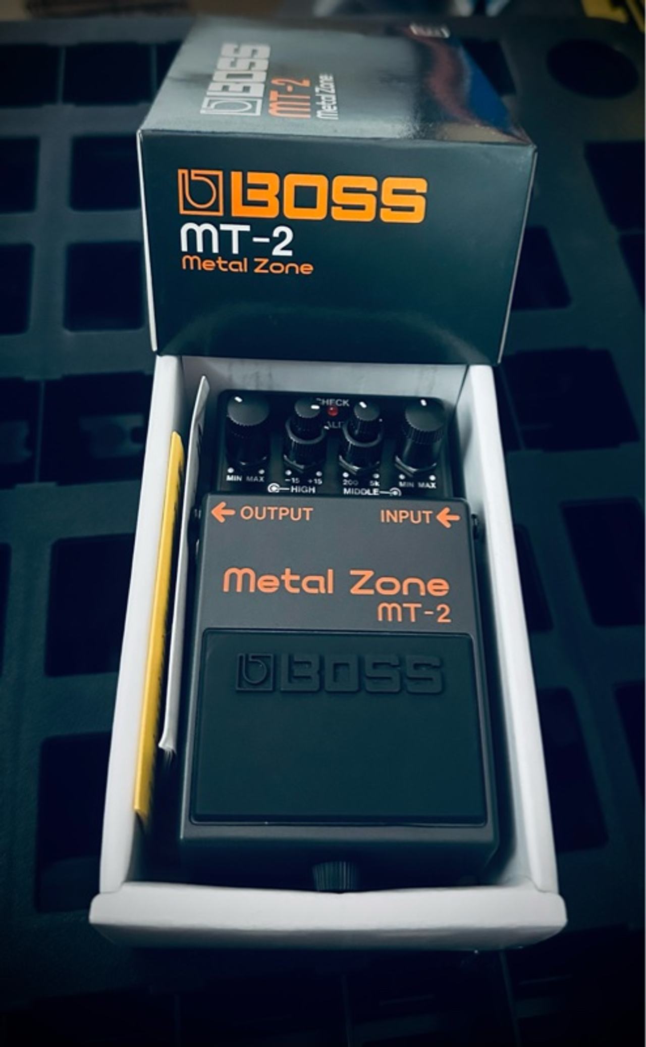 Boss MT-2 Metal Zone Distortion Pedal Black