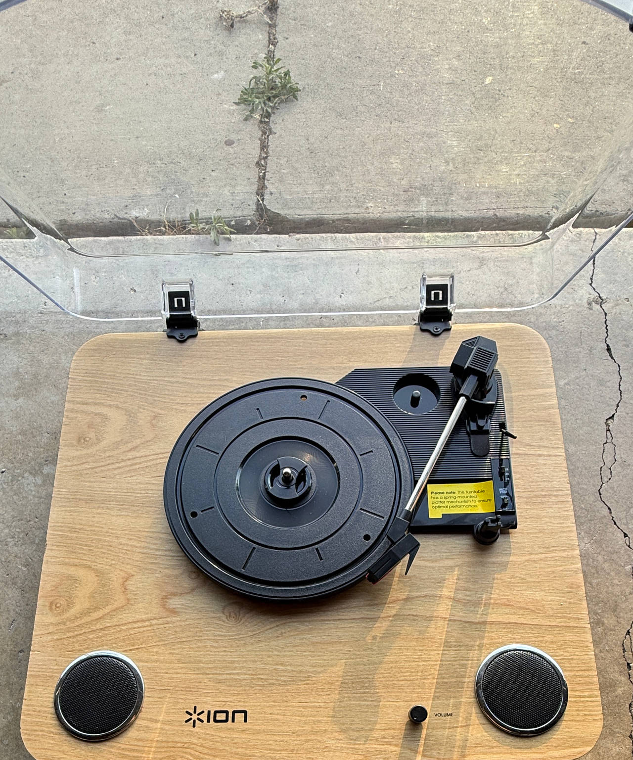 ION Audio Max LP Vinyl Record Player