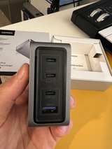UGREEN Pro 4-Port 160W GaN Fast Charger - Image 5