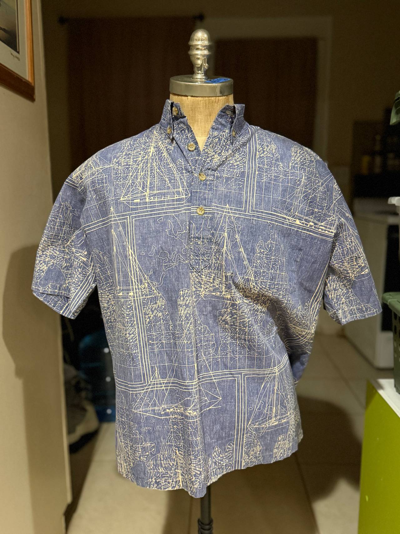 Cook Street Aloha Shirt Made in Hawaii USA 80s to 90s Size L