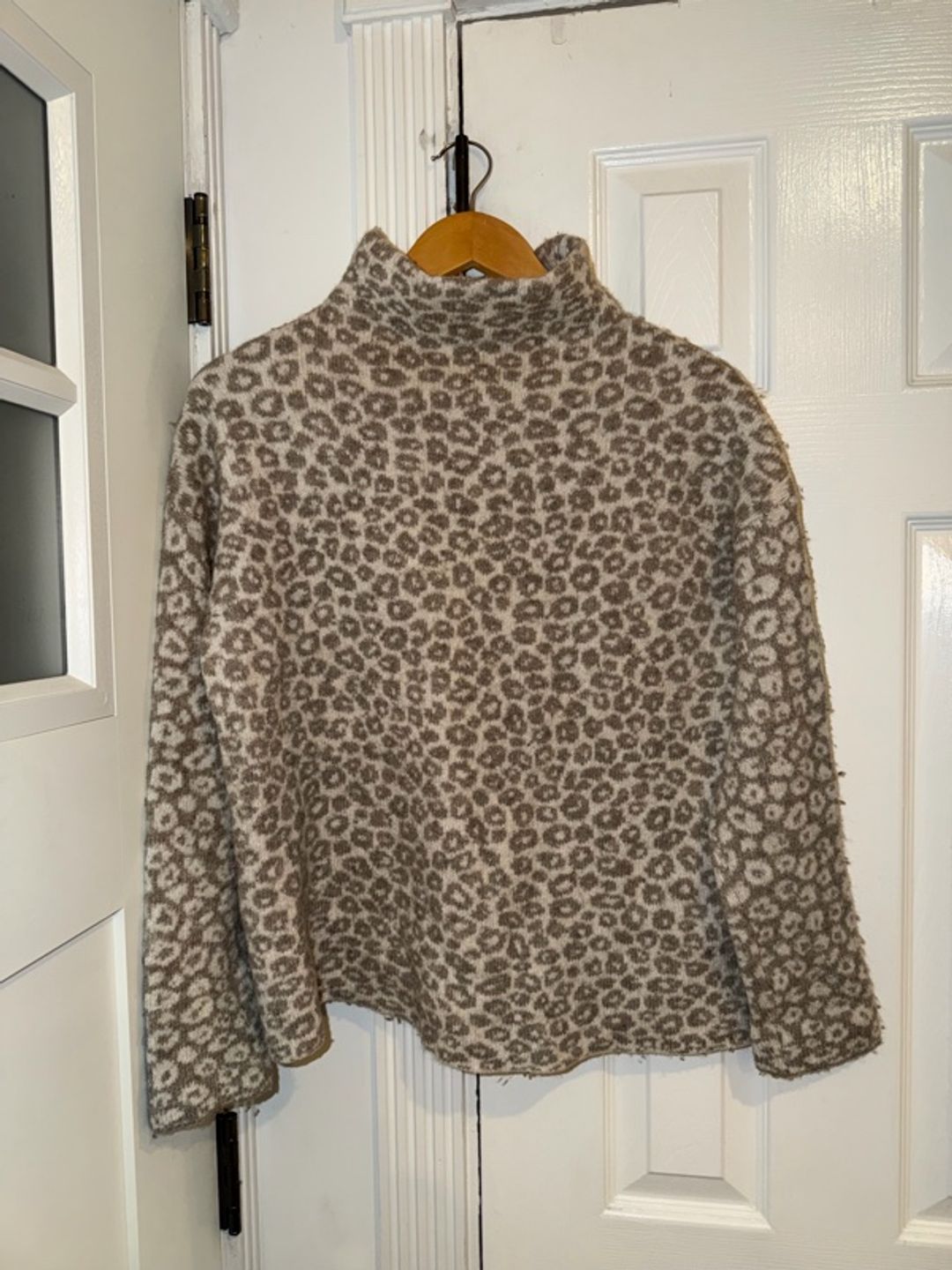 Christian Siriano Leopard Print Mock Neck Sweater Medium