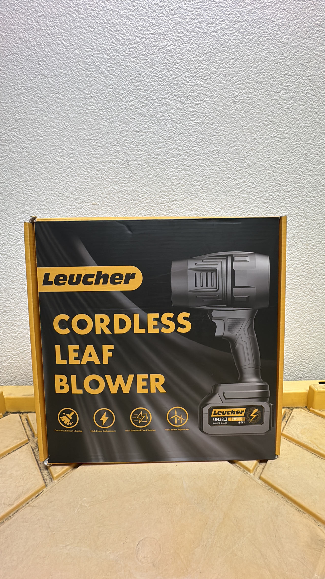Leucher Cordless Leaf Blower