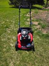 Toro Recycler 22 in. Personal Pace Lawn Mower - Image 2