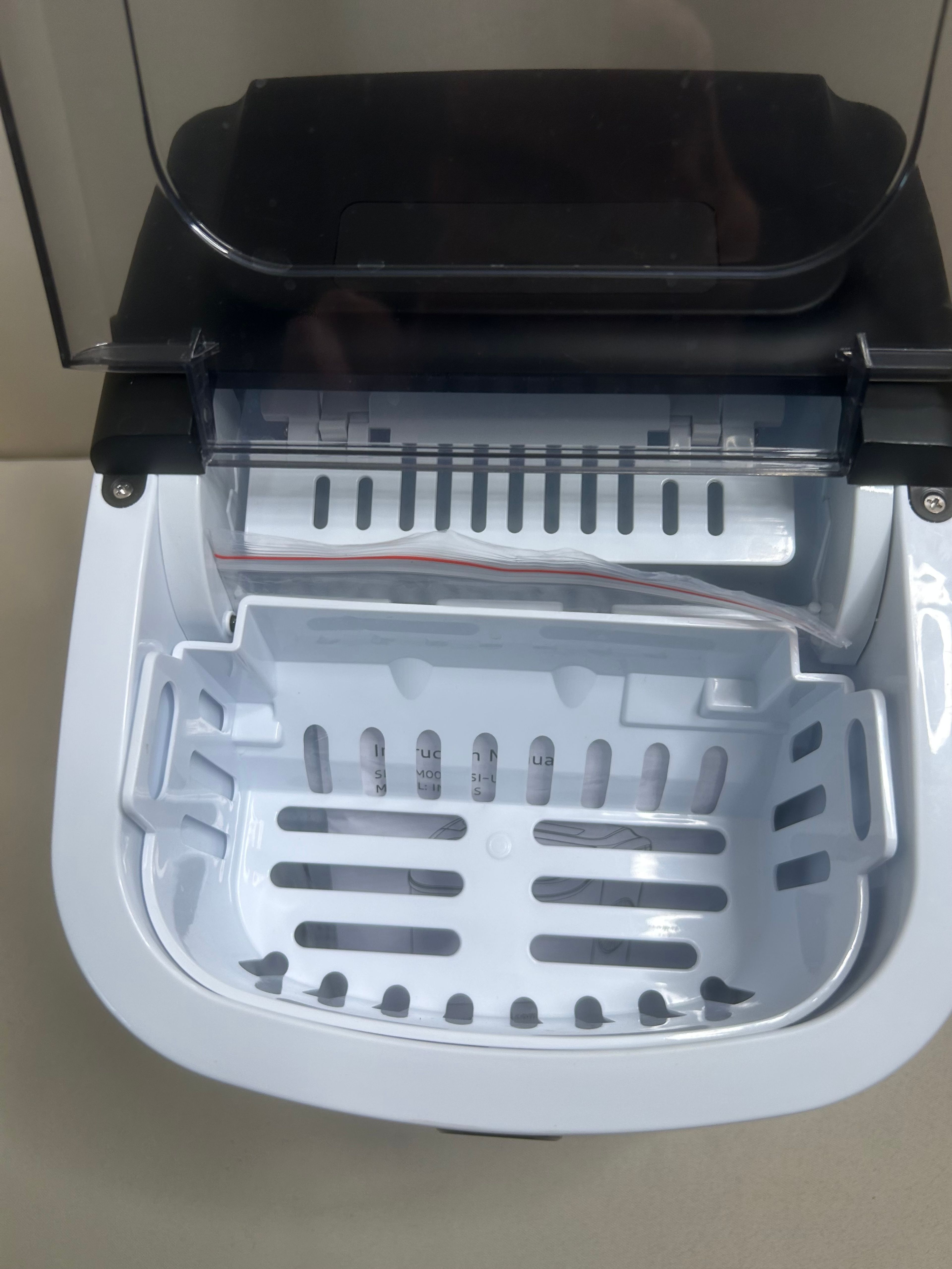 Unionbay IM-18S Countertop Ice Maker - Image 4