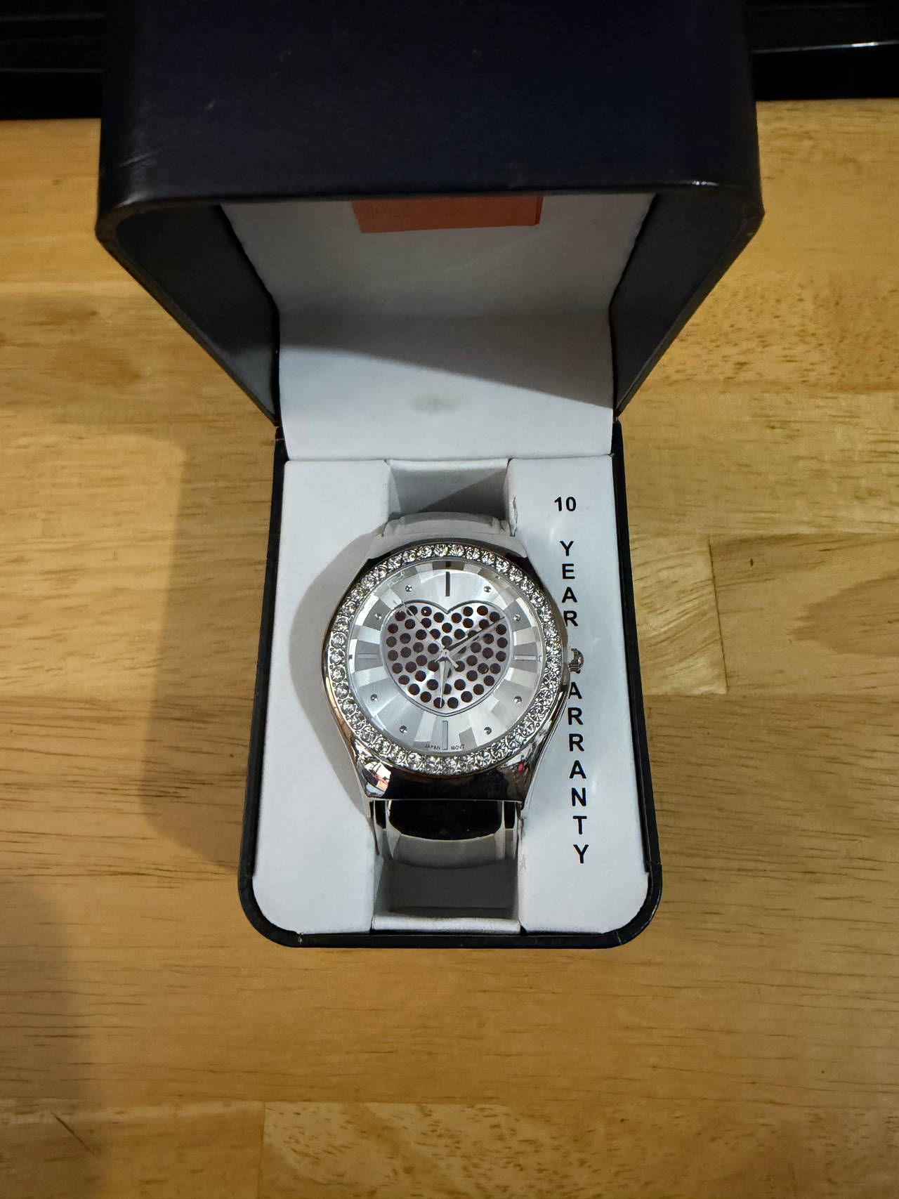 Women’s Heart Design Watch w/ Rhinestones – Gift Ready in Box 💖