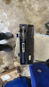 Quinn 3/8-Inch Digital Torque Wrench - Image 2