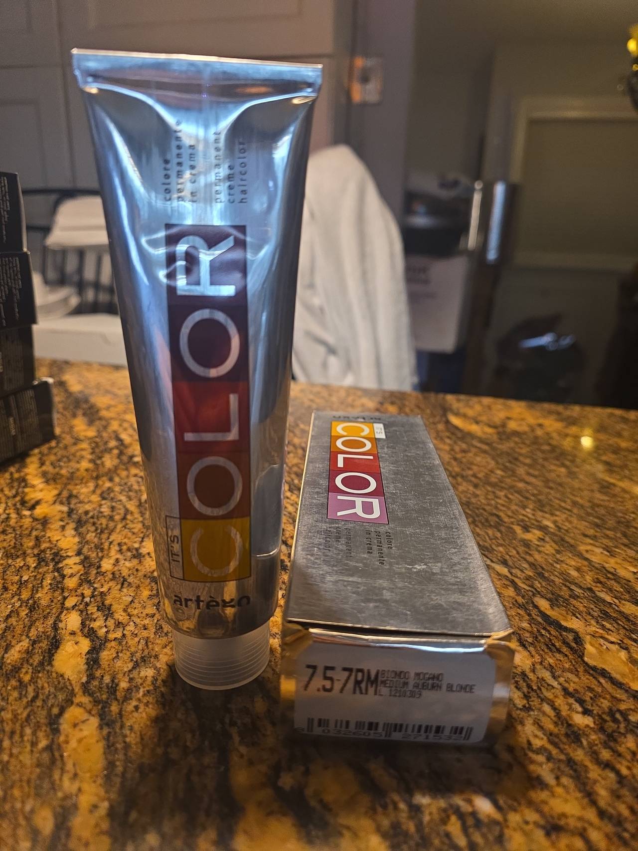 Artègo It's Color Permanent Hair Color 7.5-7RM Medium Auburn Blonde