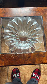 Scalloped Glass Serving Bowl - Image 1