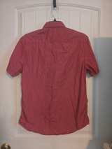 Denim & Flower Red Micro-Print Short Sleeve Shirt - Image 1