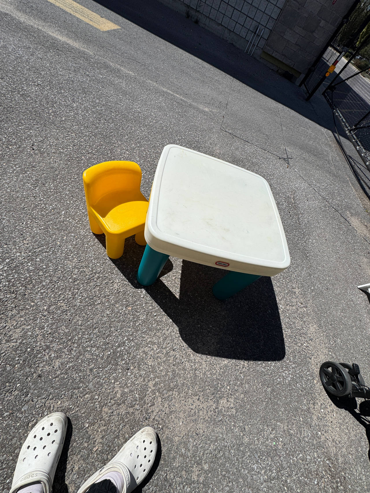 Little Tikes Kids Table and Chair Set