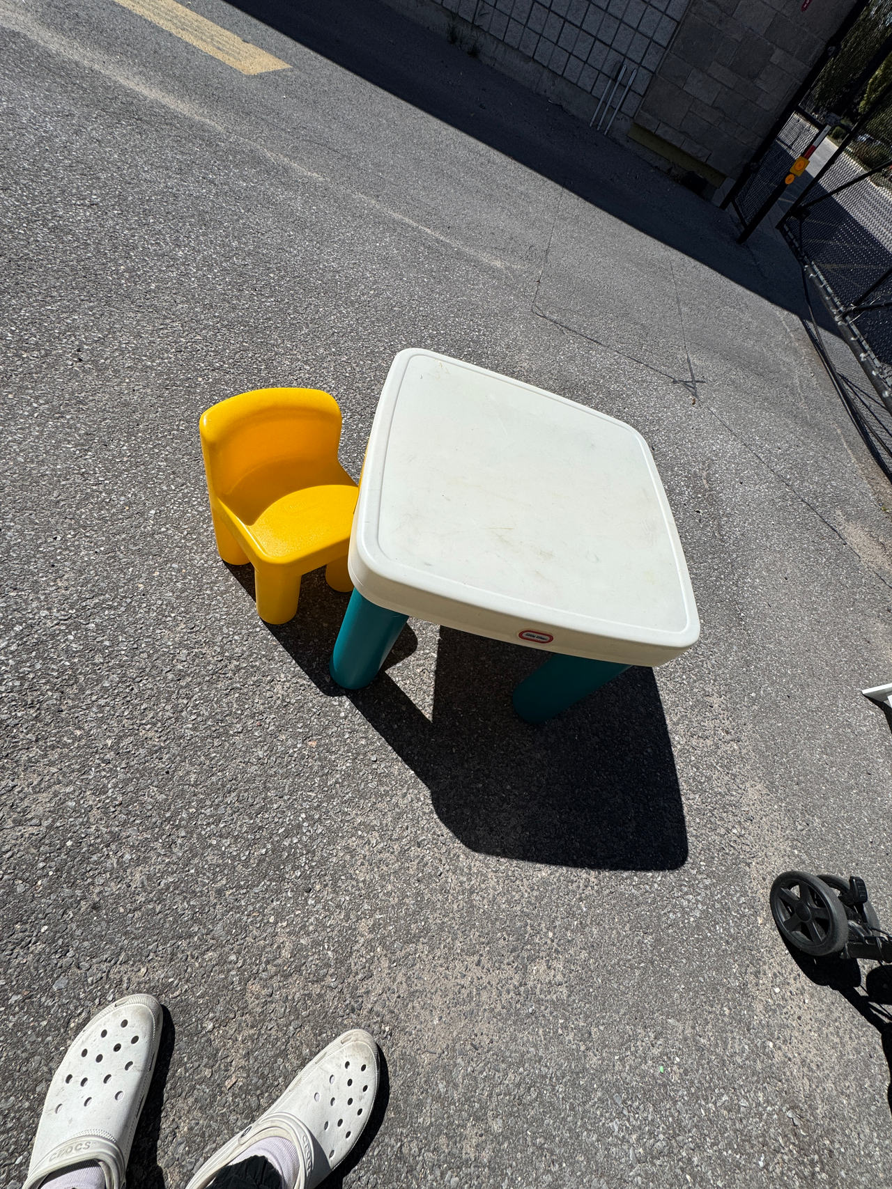 Little Tikes Kids Table and Chair Set