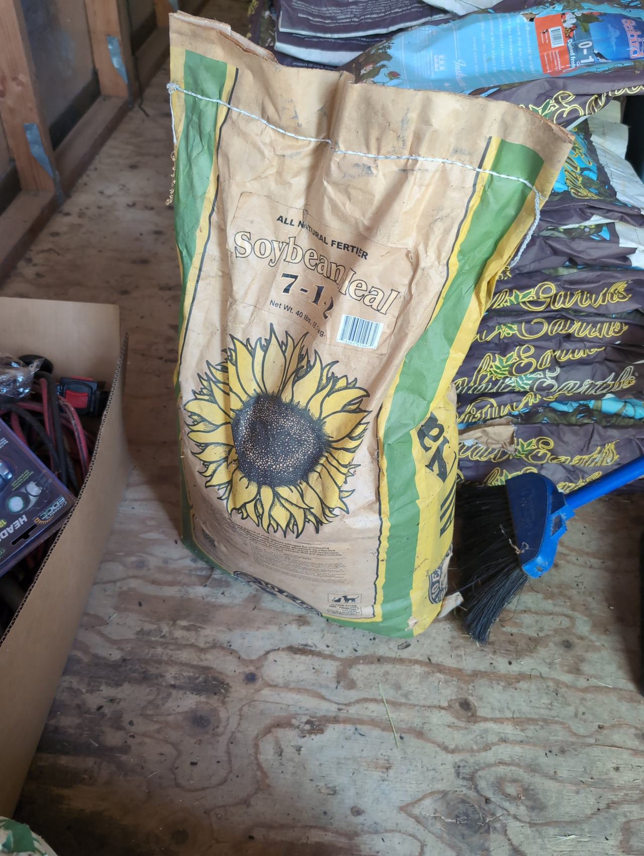 Down To Earth Soybean Meal 7-1-2 Fertilizer 40 lb Bag