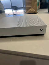 Xbox One S - Image 5