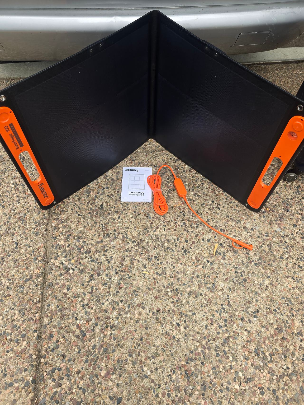 Jackery SolarSaga 100W Portable Solar Panel