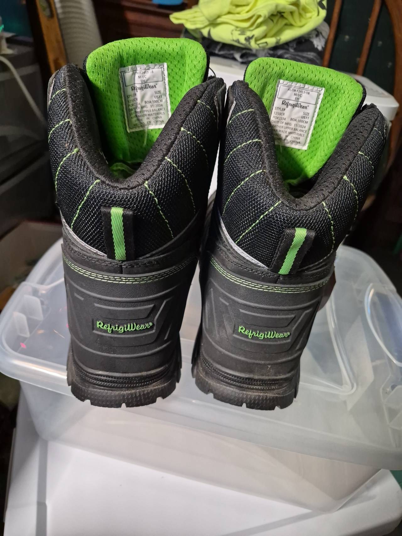 RefrigiWear extreme Hiker 1250CR Safety Boot with BOA Fit System size 11 NWT