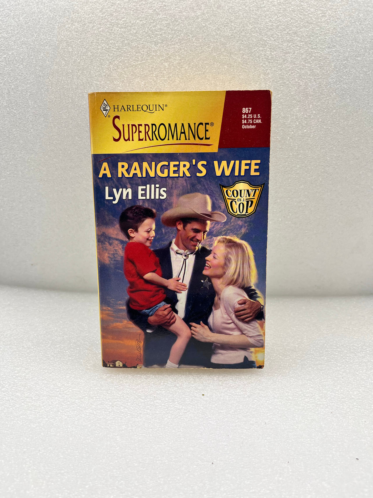 A Ranger's Wife by Lyn Ellis (Harlequin Superromance #867)